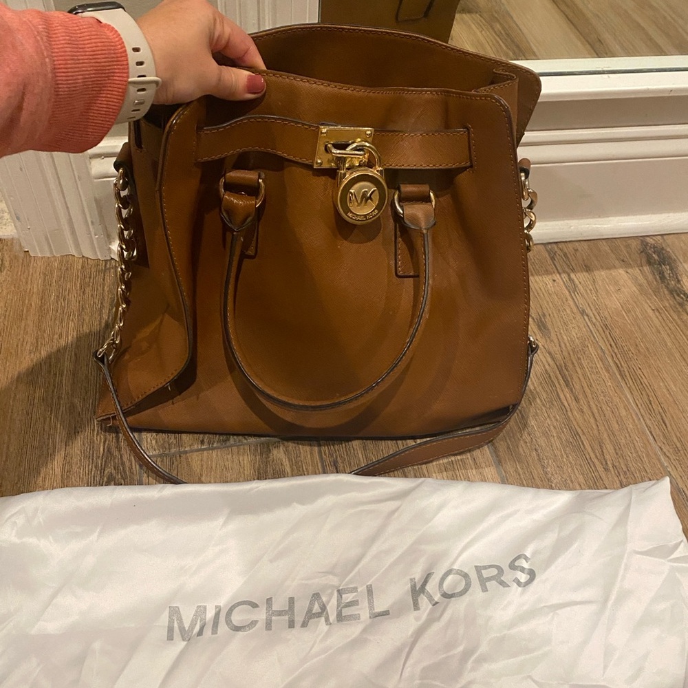 Authentic Michael Kors Large Camel Leather Purse